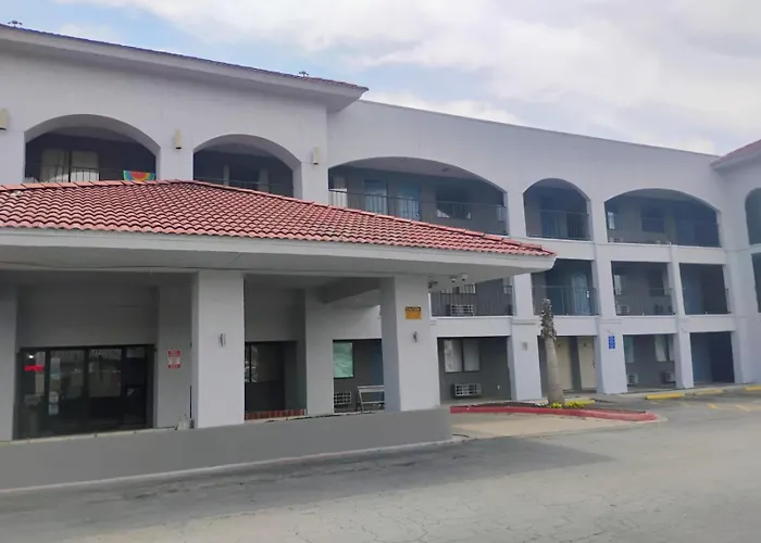 Hallmark Inn And Suites San Antonio